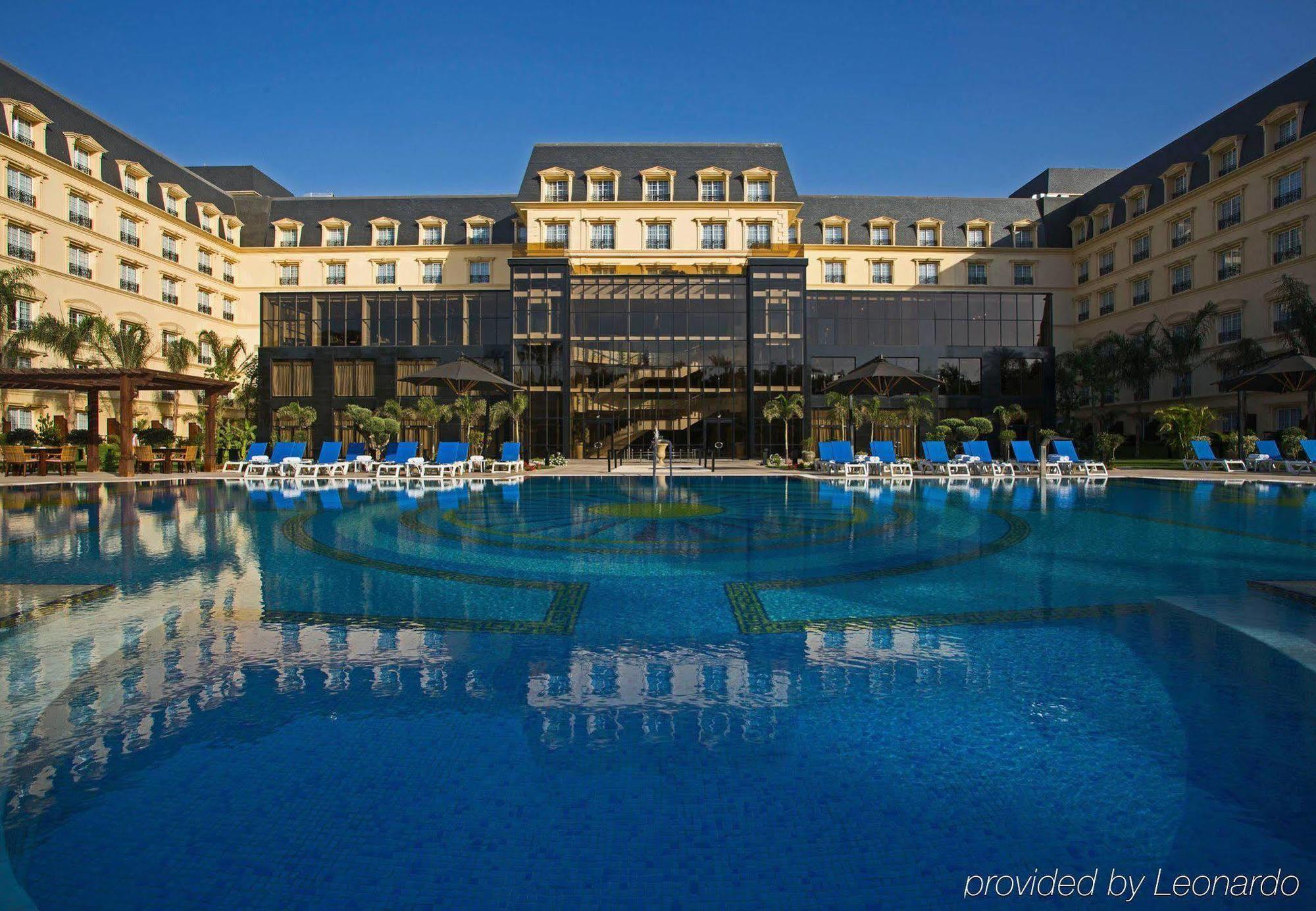Renaissance Cairo Mirage City Hotel Exterior foto The Le Méridien Hotel in Casablanca